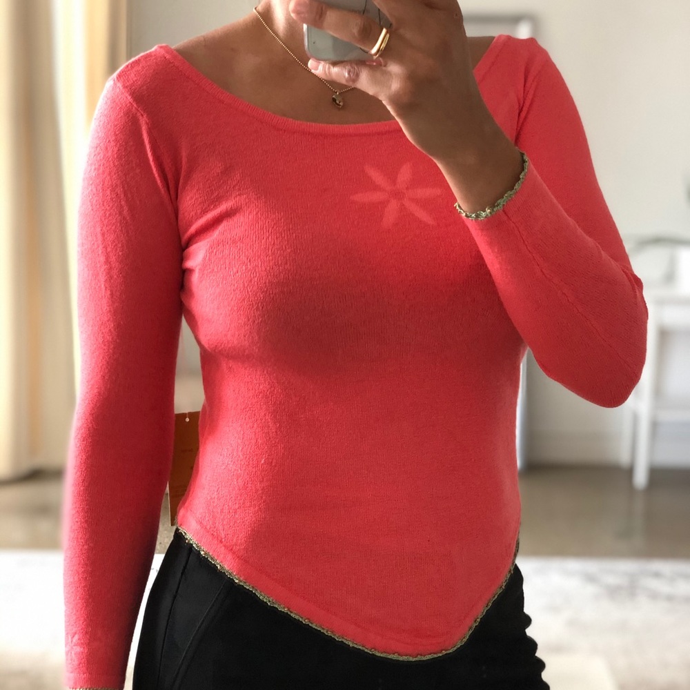 Coral Knit top with 3/4 sleeve